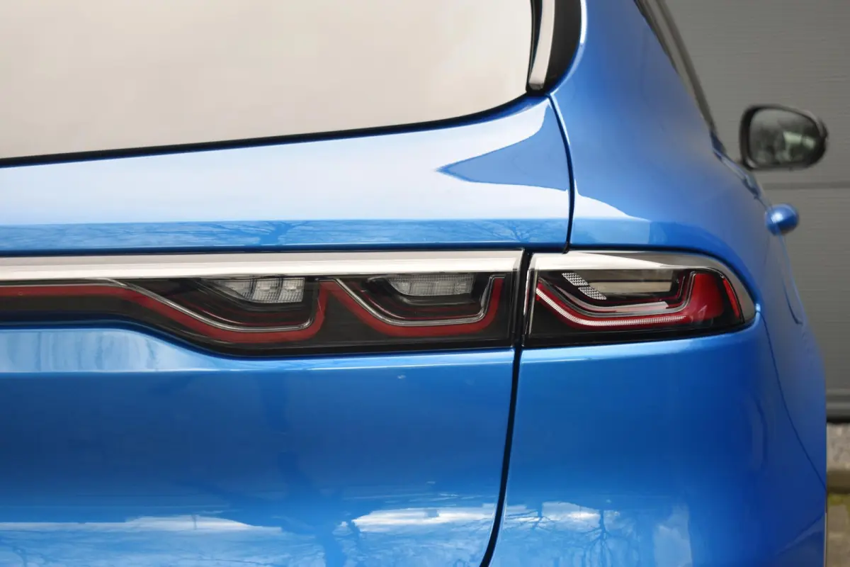1.5T Hybrid Edizione Speciale Leder Stuur-Stoelverwarming Ventilatie Harman Kardon
