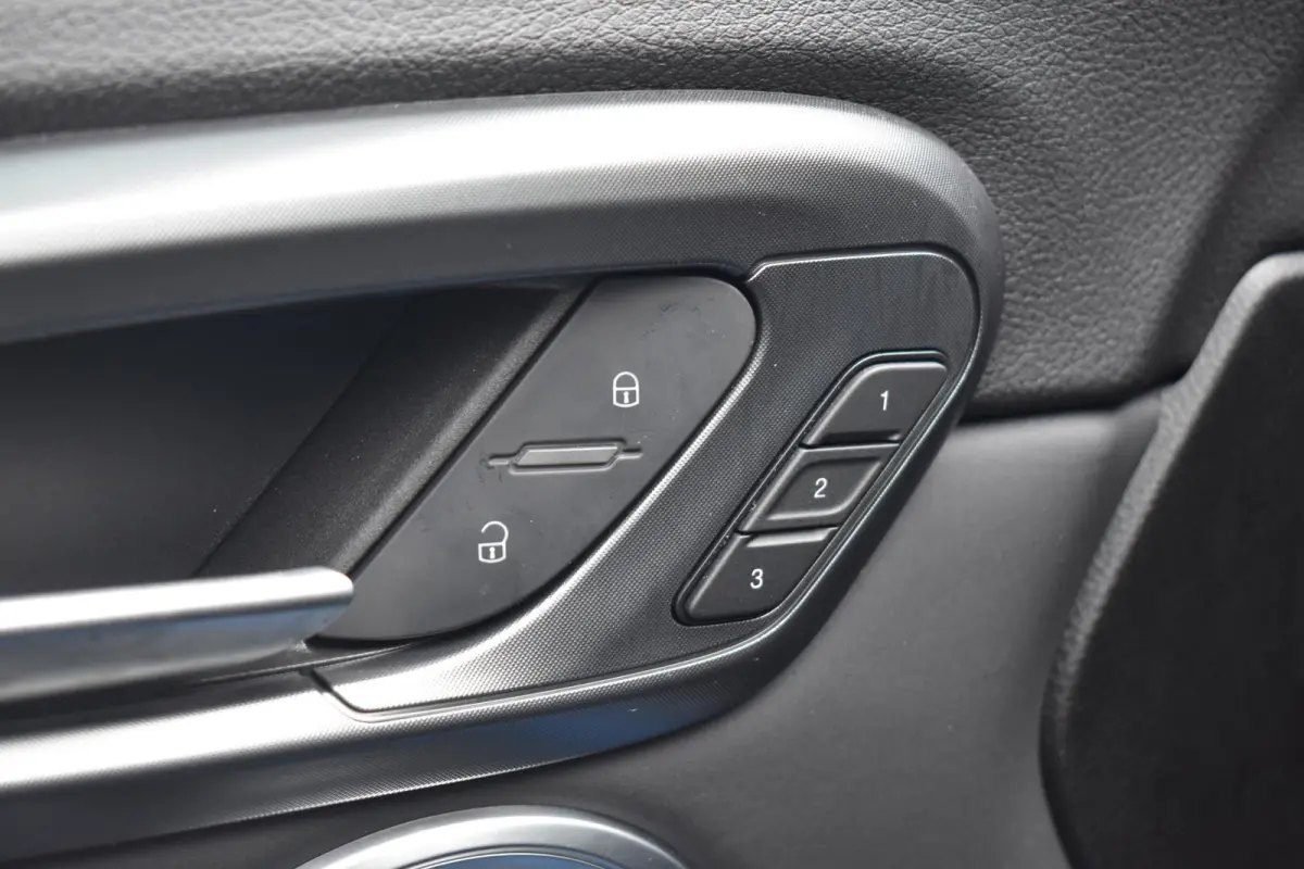 1.5T Hybrid Edizione Speciale Leder Stuur-Stoelverwarming Ventilatie Harman Kardon