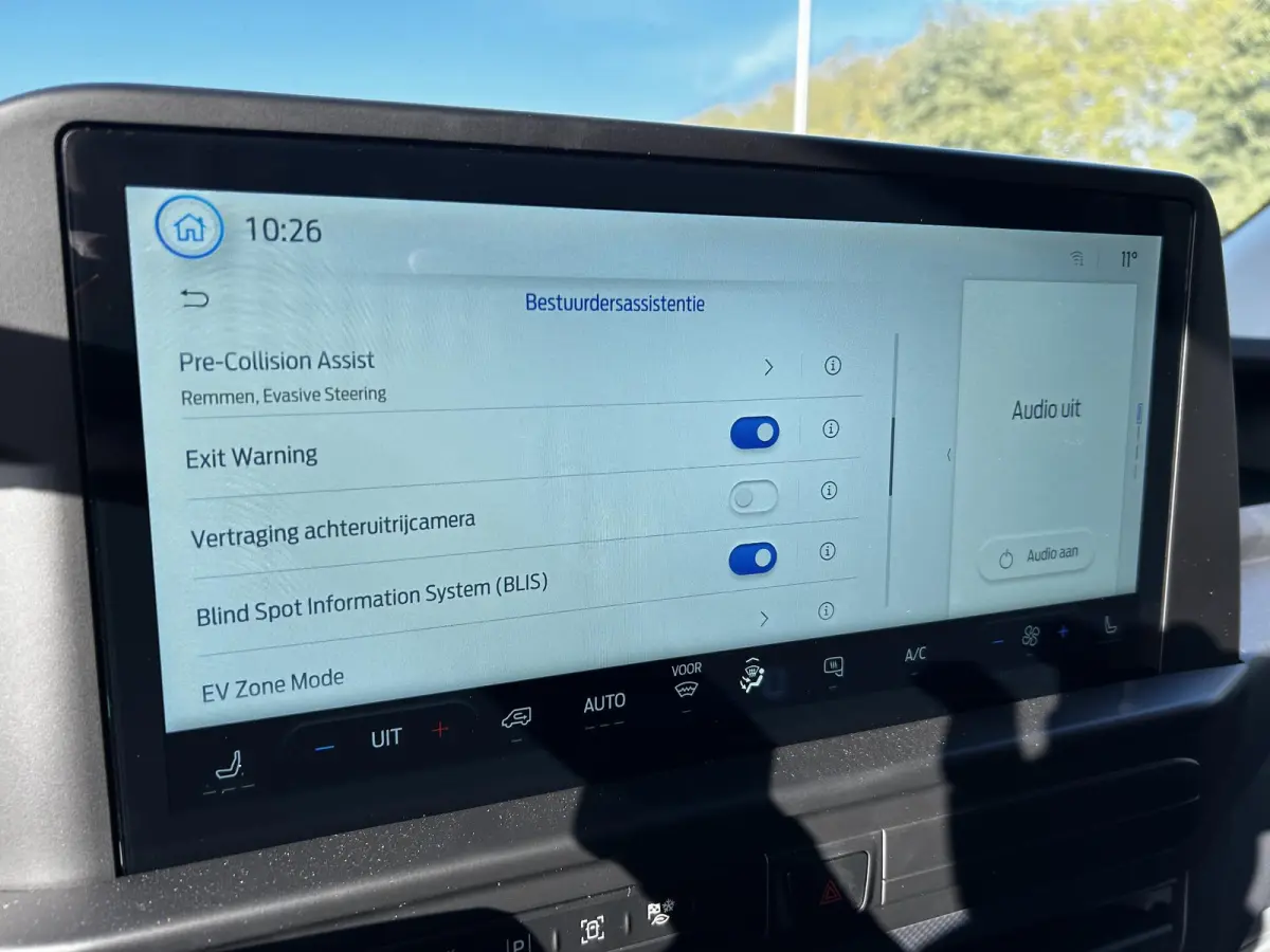 320 2.5 PHEV L2H1 Trend | Automaat | Trekhaak voorbereiding | Stoelverwarming | Adaptive Cruise Control