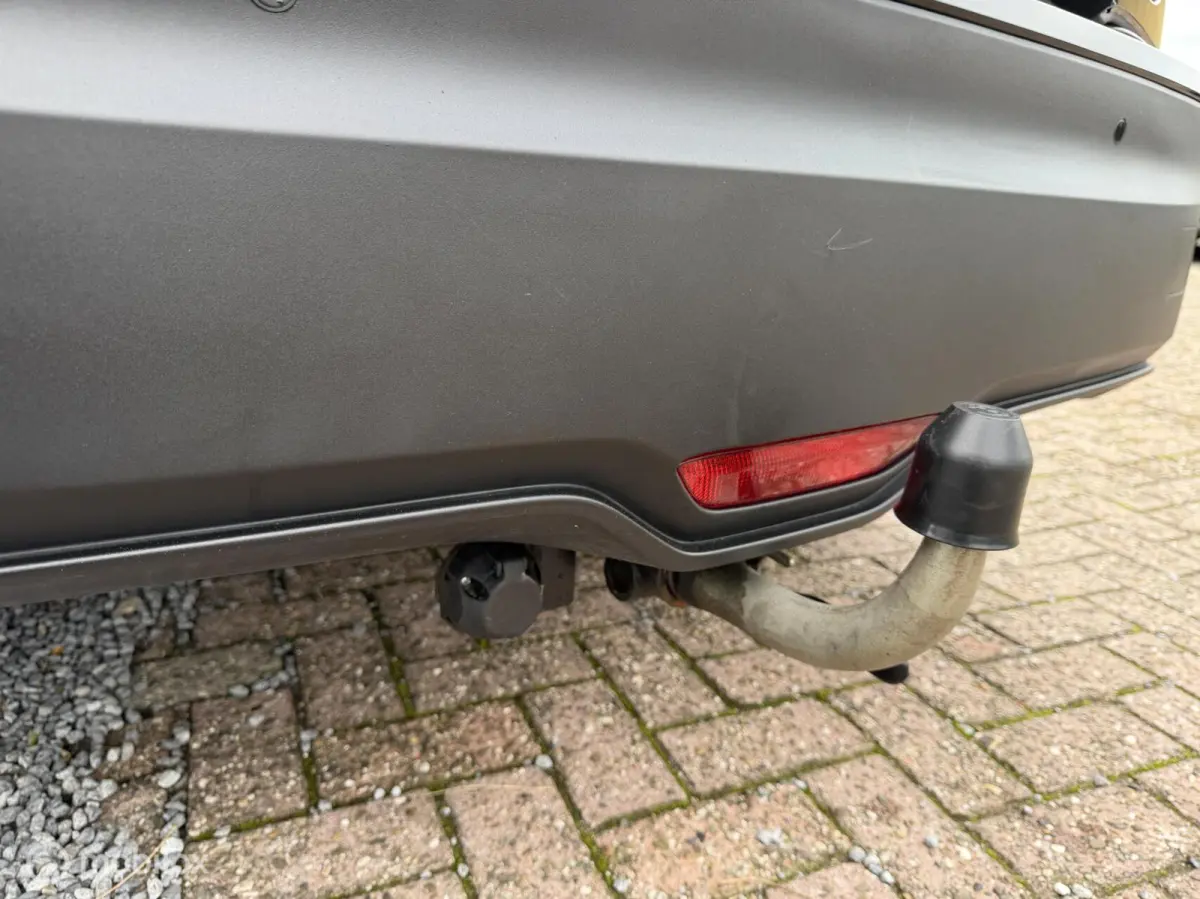 1.8 Hybrid Executive Ultimate Leer Navi Trekh. JBL 18"Lmv etc.