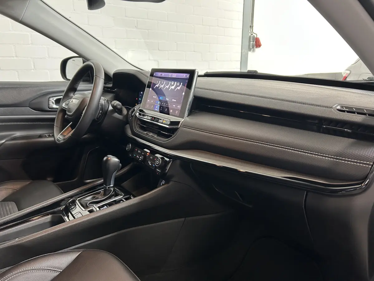 4xe Plug-in Hybrid Night Eagle, NAP, Apple ect.