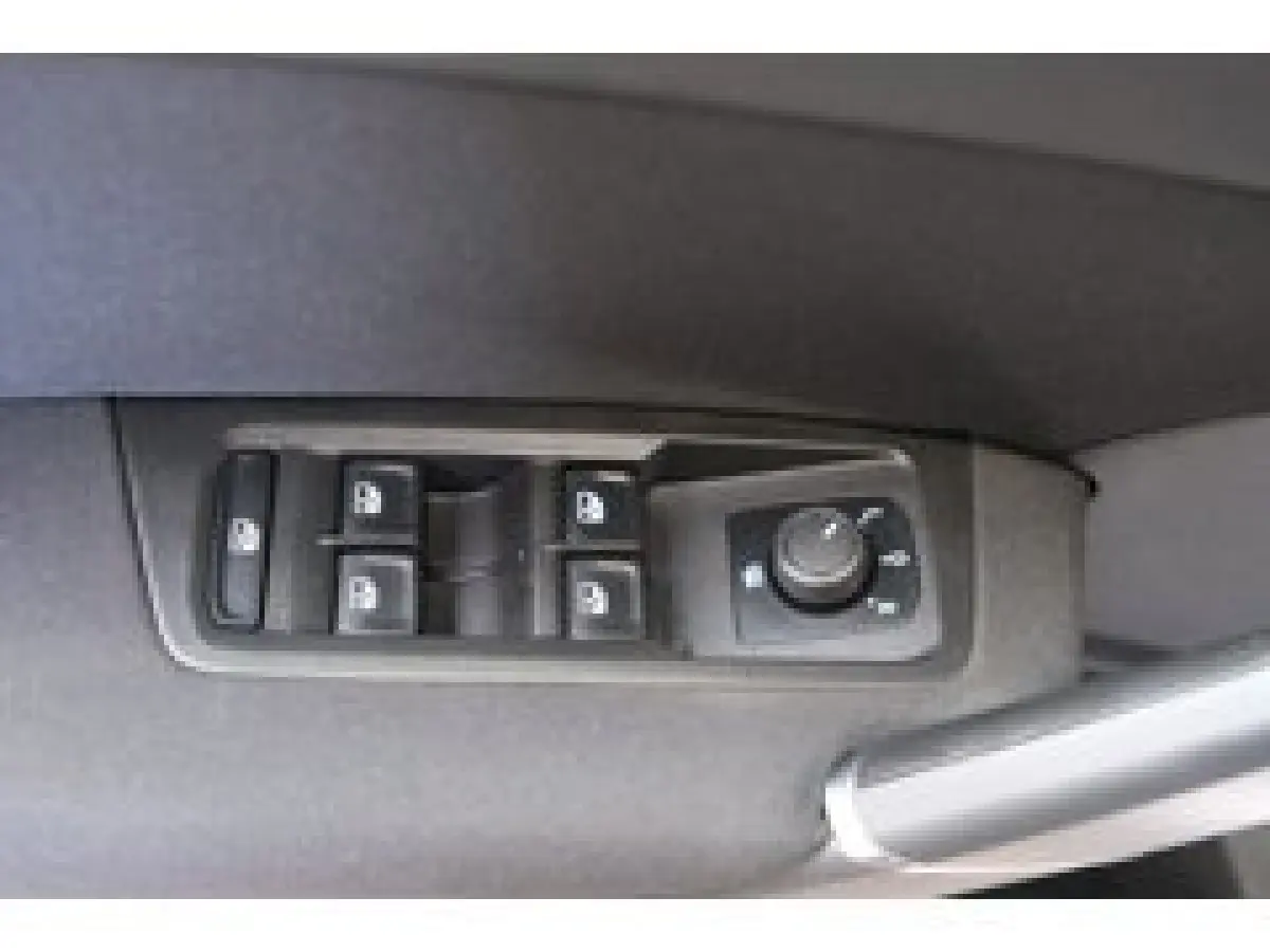 > TOURAN< 2.0 TDI 150 PK DSG > Grijskenteken < - Airco, Cruise, PDC.