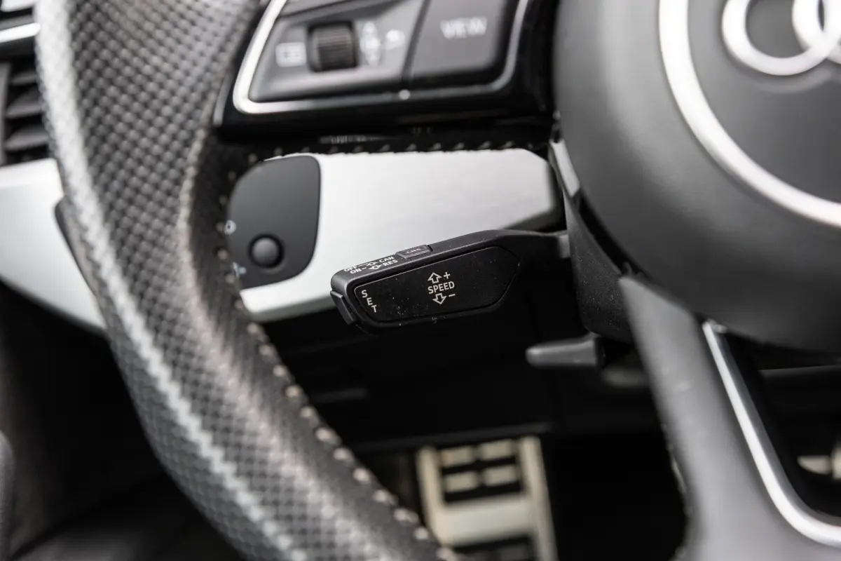 40 TFSI 204pk S edition | Stoelverwarming | Apple Carplay/Android Auto | Alcantara Interieur
