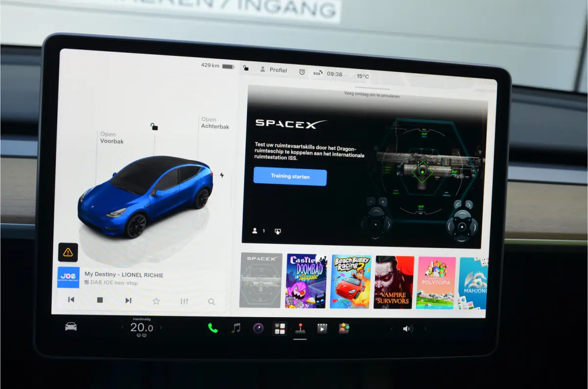 Long Range AWD 75 kWh Enhanced AutoPilot3.0 (twv 3.800,-), 20" Alu