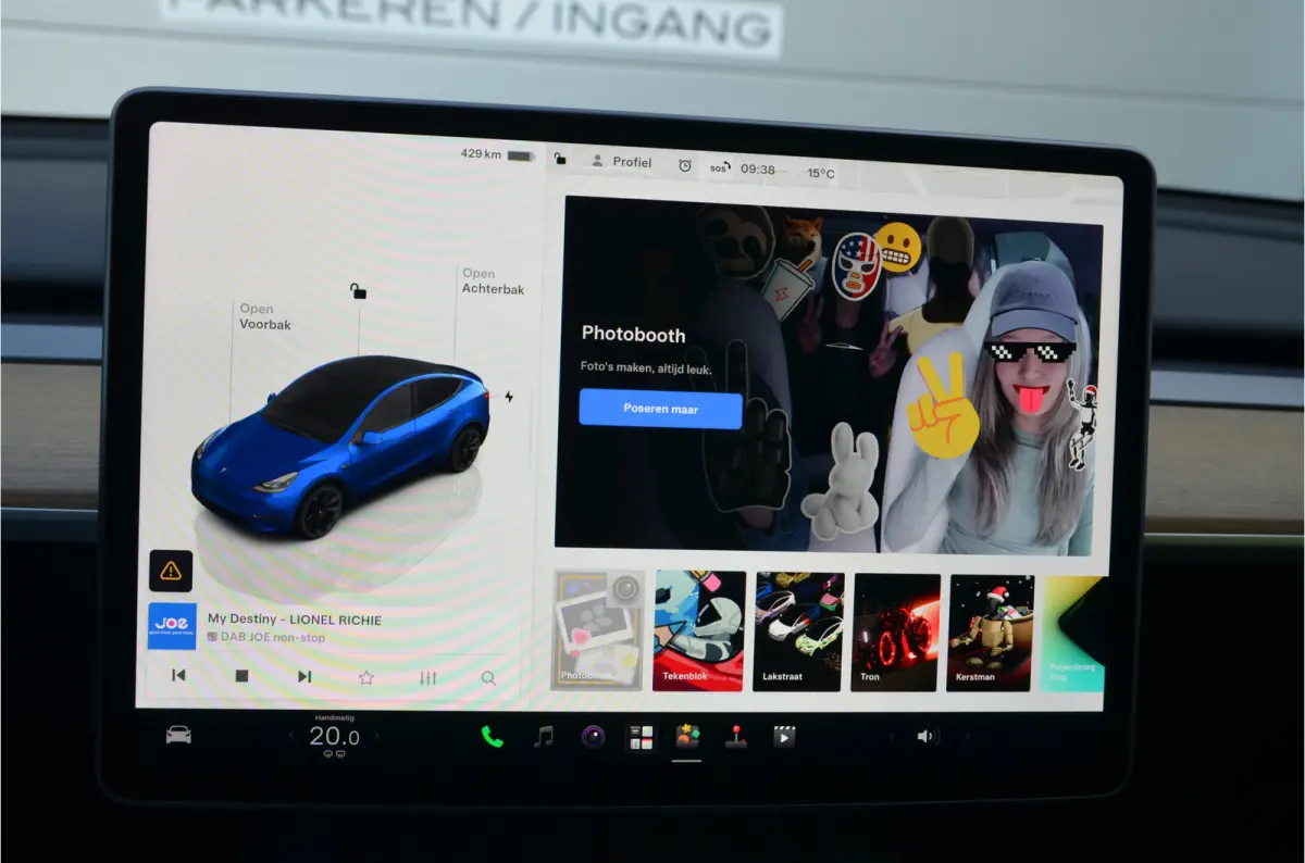 Long Range AWD 75 kWh Enhanced AutoPilot3.0 (twv 3.800,-), 20" Alu