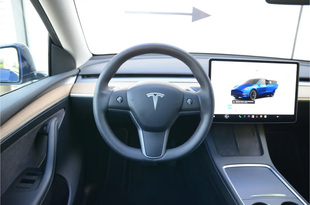 Long Range AWD 75 kWh Enhanced AutoPilot3.0 (twv 3.800,-), 20" Alu