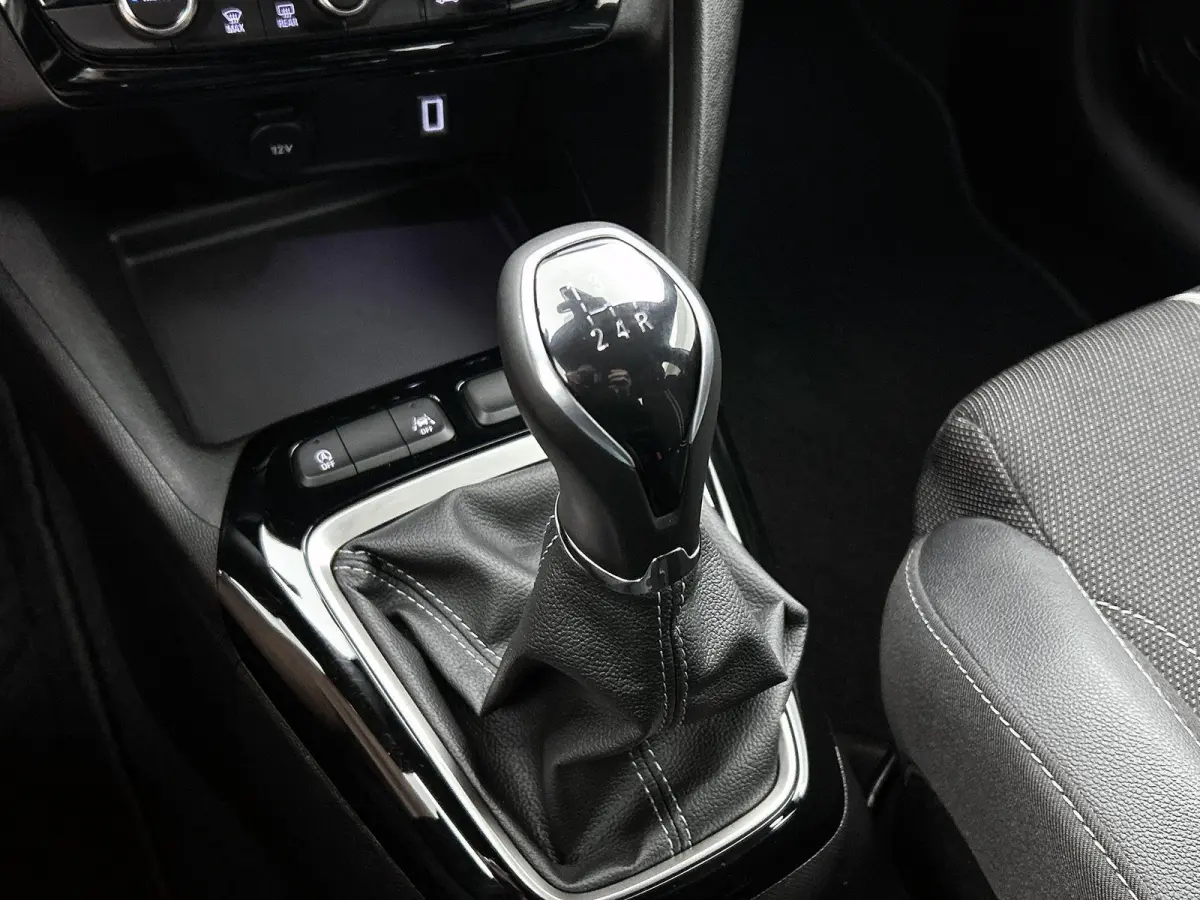 1.2 75 pk GS | Climate control | Navigatie | Achteruitrijcamera  | Apple Carplay en Android Auto