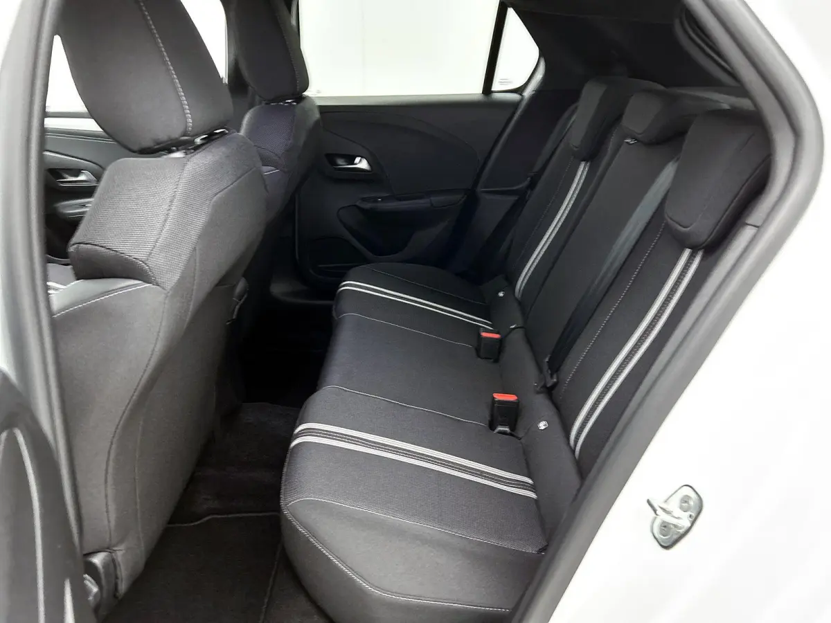 1.2 75 pk GS | Climate control | Navigatie | Achteruitrijcamera  | Apple Carplay en Android Auto
