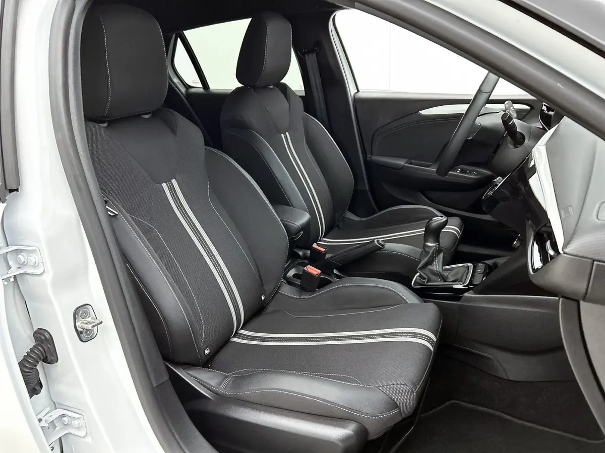 1.2 75 pk GS | Climate control | Navigatie | Achteruitrijcamera  | Apple Carplay en Android Auto