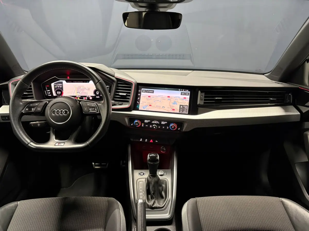 30 TFSI 3x S Line KeylessGo|Sfeerv|CarPlay|Cruise