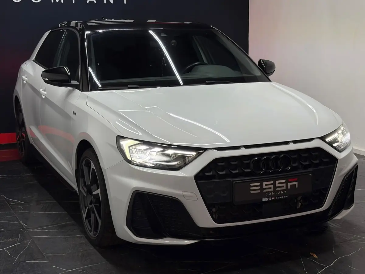 30 TFSI 3x S Line KeylessGo|Sfeerv|CarPlay|Cruise