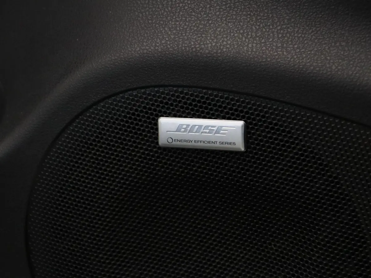 Tekna 40 kWh | Bose Premium Audio | 87% SoH | Adaptive cruise control | Lederen bekleding | Climate control | Stoel en stuurverwarming |