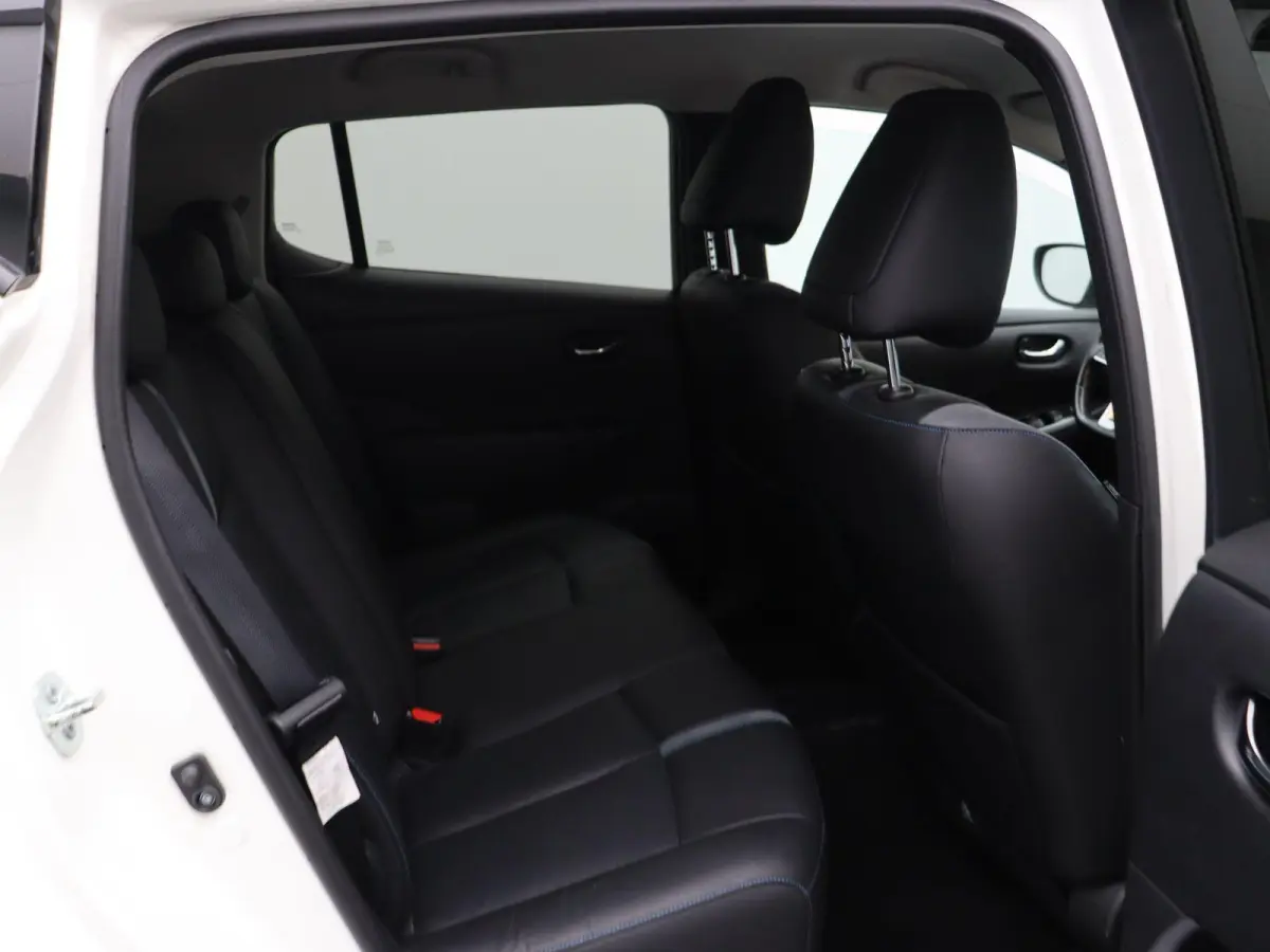 Tekna 40 kWh | Bose Premium Audio | 87% SoH | Adaptive cruise control | Lederen bekleding | Climate control | Stoel en stuurverwarming |