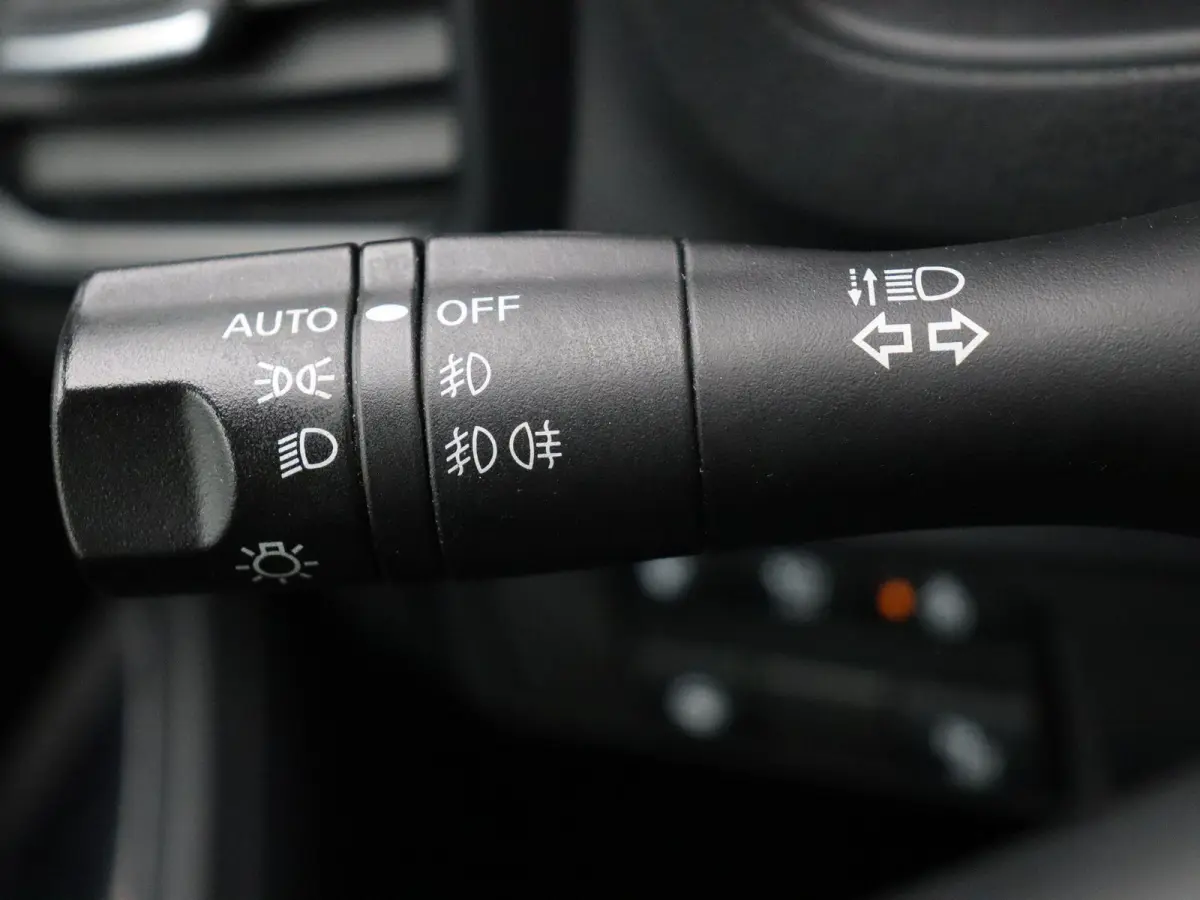 Tekna 40 kWh | Bose Premium Audio | 87% SoH | Adaptive cruise control | Lederen bekleding | Climate control | Stoel en stuurverwarming |