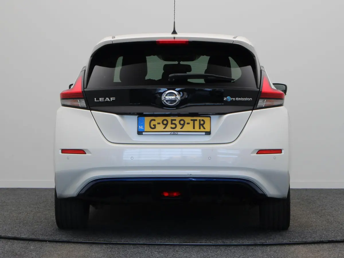 Tekna 40 kWh | Bose Premium Audio | 87% SoH | Adaptive cruise control | Lederen bekleding | Climate control | Stoel en stuurverwarming |