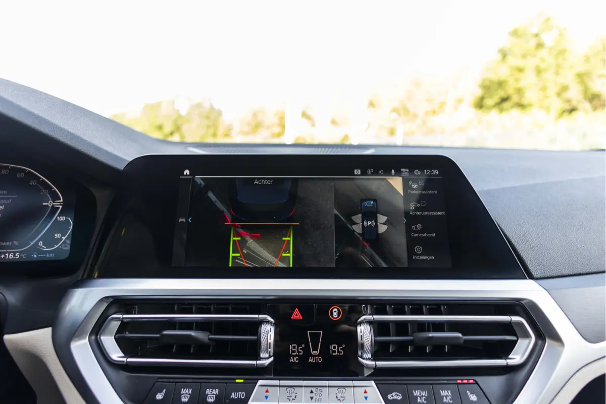 330e Business Edition Plus M-Pakket  / Pano dak