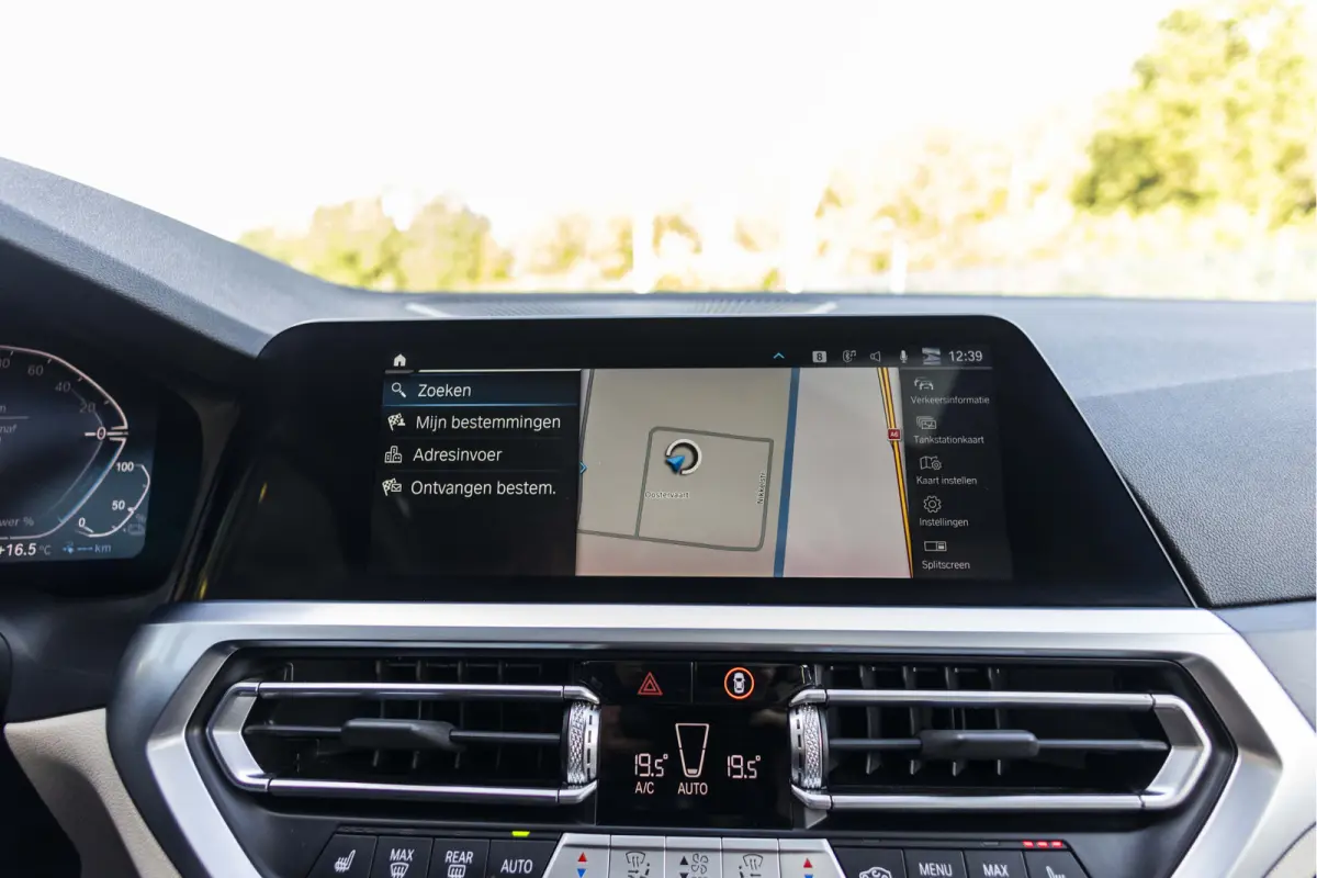 330e Business Edition Plus M-Pakket  / Pano dak