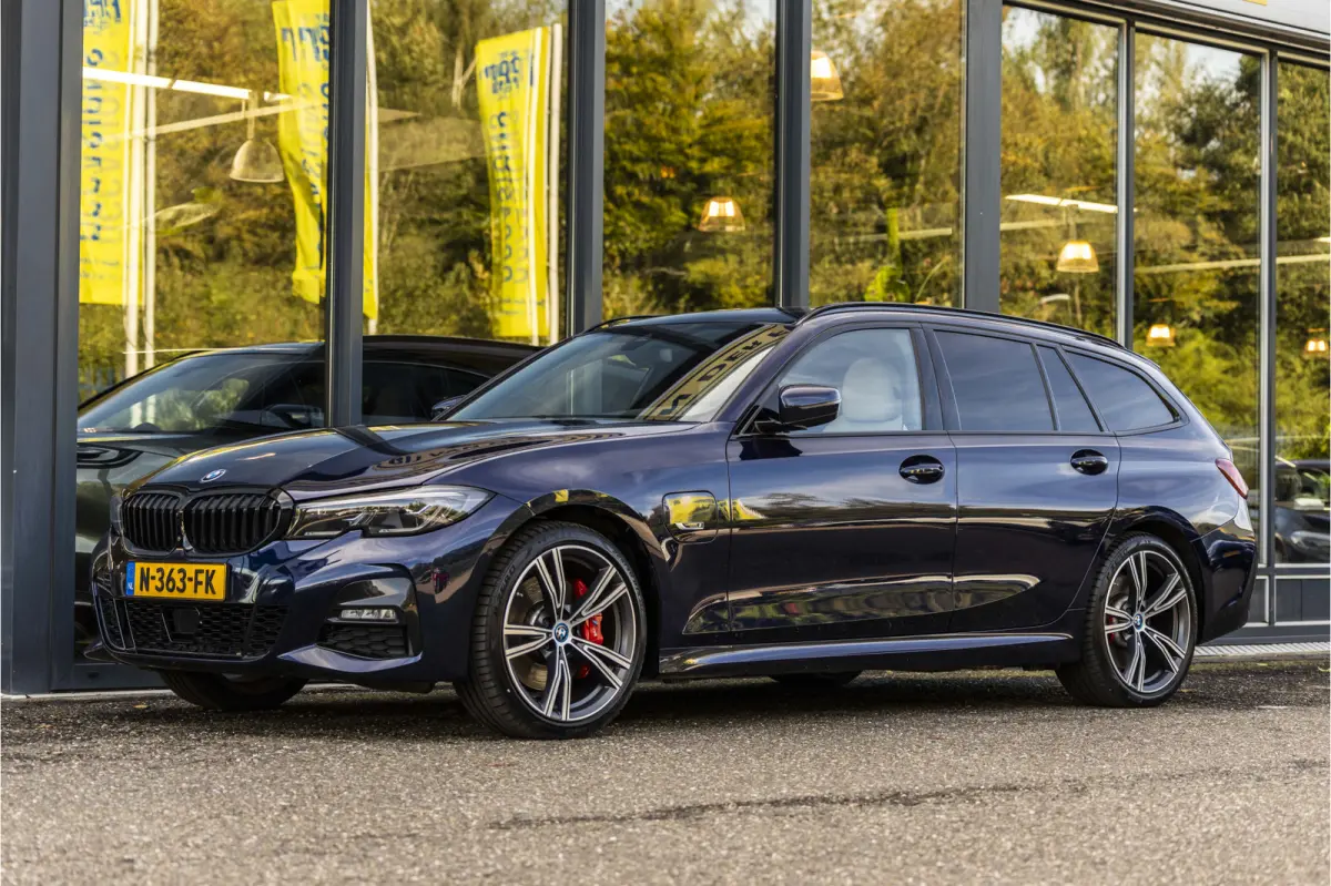 330e Business Edition Plus M-Pakket  / Pano dak