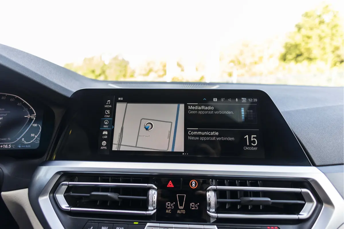330e Business Edition Plus M-Pakket  / Pano dak