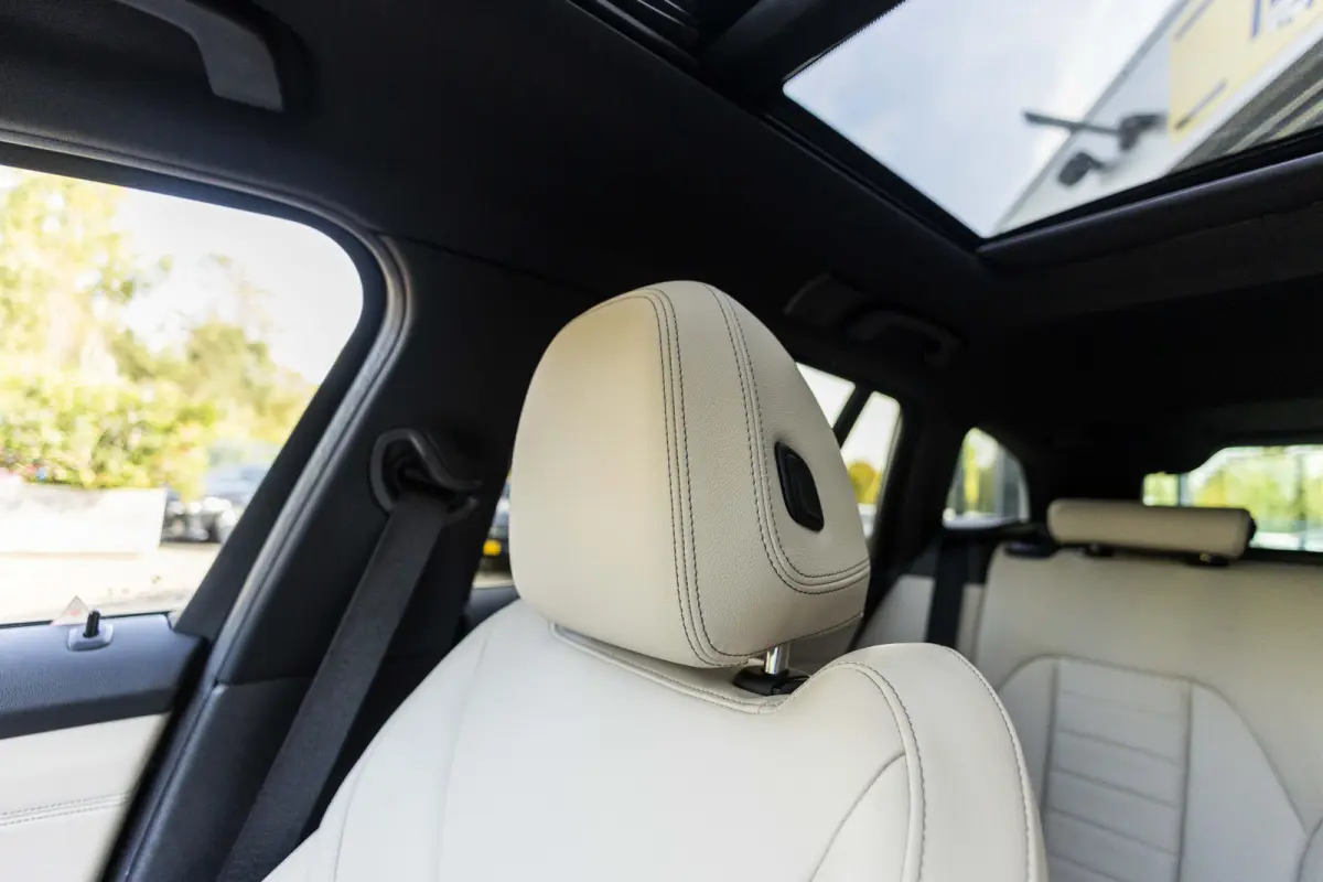330e Business Edition Plus M-Pakket  / Pano dak