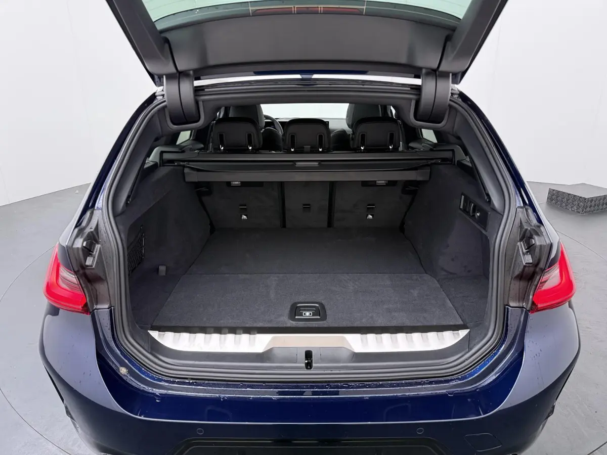 330e M Sportpakket | Innovation Pack | Trekhaak |