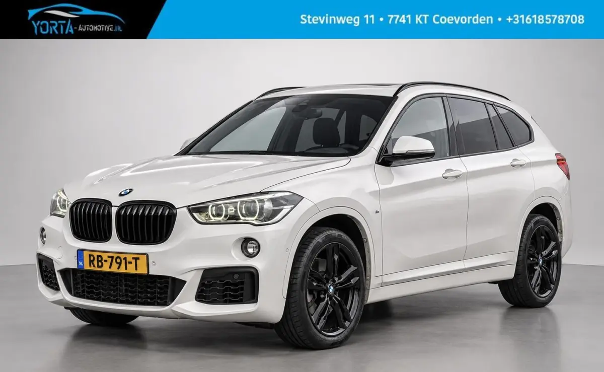 sDrive20i High Exe M Sport PANO|AFN. HAAK|HARMAN KARDON