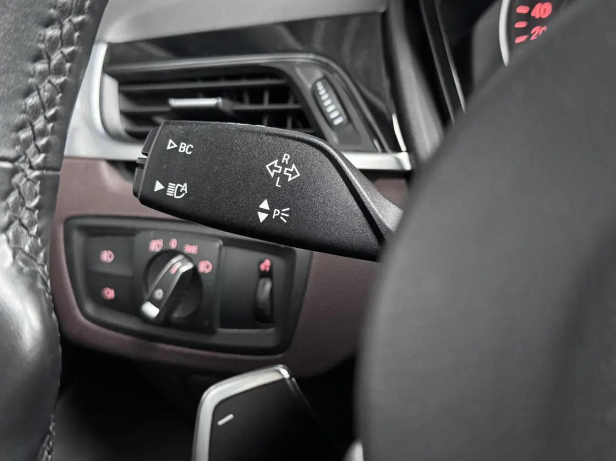 sDrive20i High Exe M Sport PANO|AFN. HAAK|HARMAN KARDON