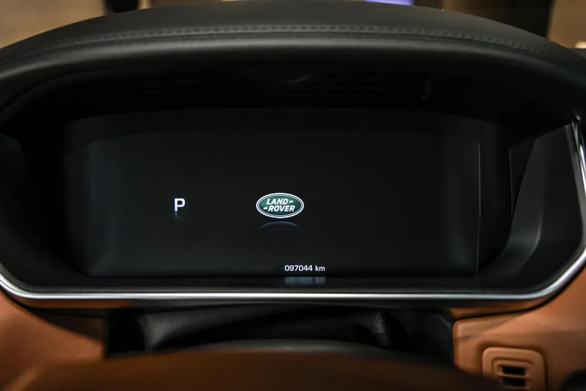 4.4 SDV8 Autobiography Dynamic