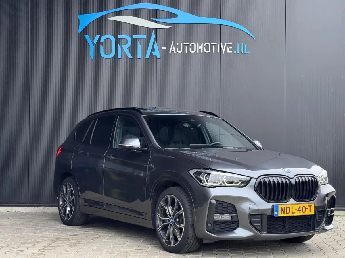 xDrive25e High Exe M Sport PANO|HEAD UP|CAMERA|85% SOH