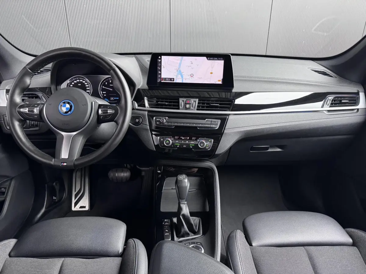 xDrive25e High Exe M Sport PANO|HEAD UP|CAMERA|85% SOH