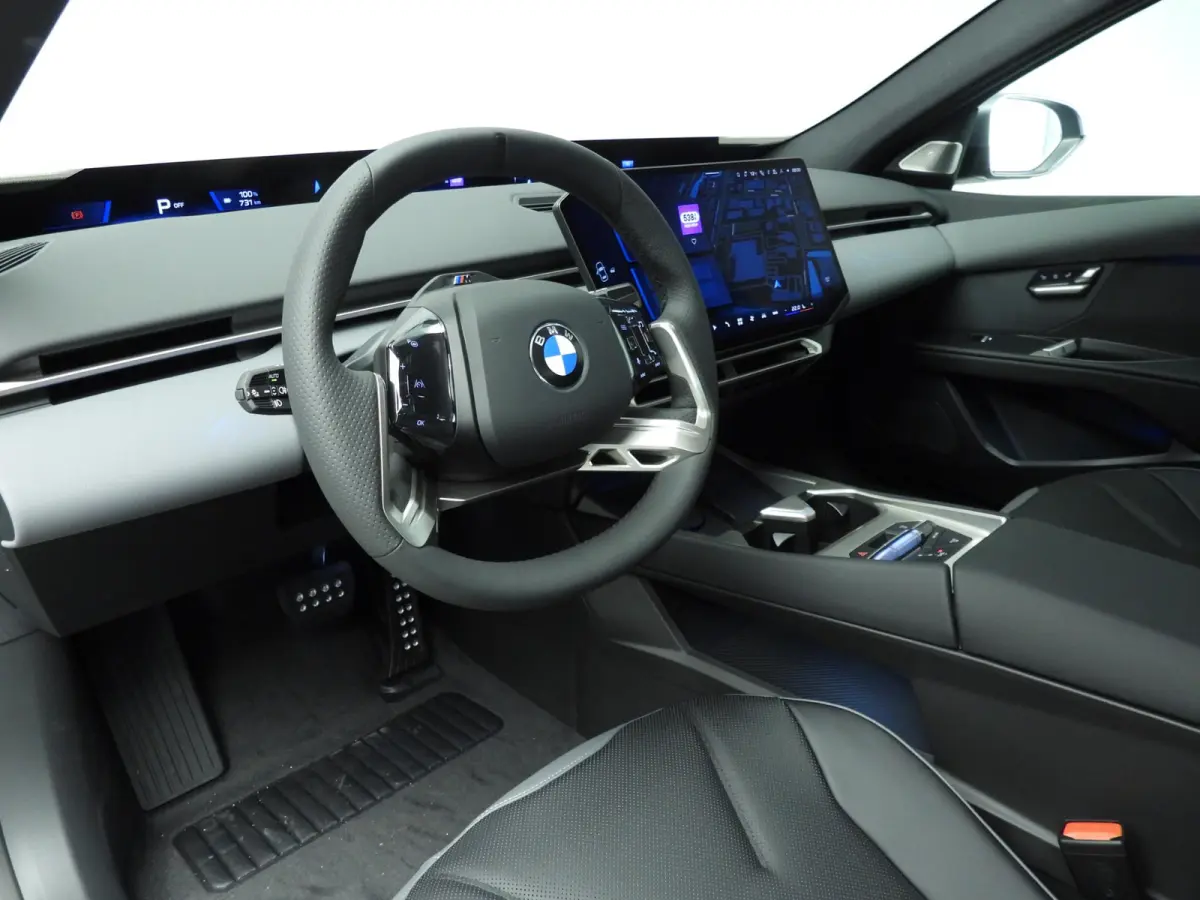 50 xDrive First Edition 113.4 kWh M Sportpakket | Panoramadak | Driving Assistant Plus | Parking Assistant Plus | Innovation Pack