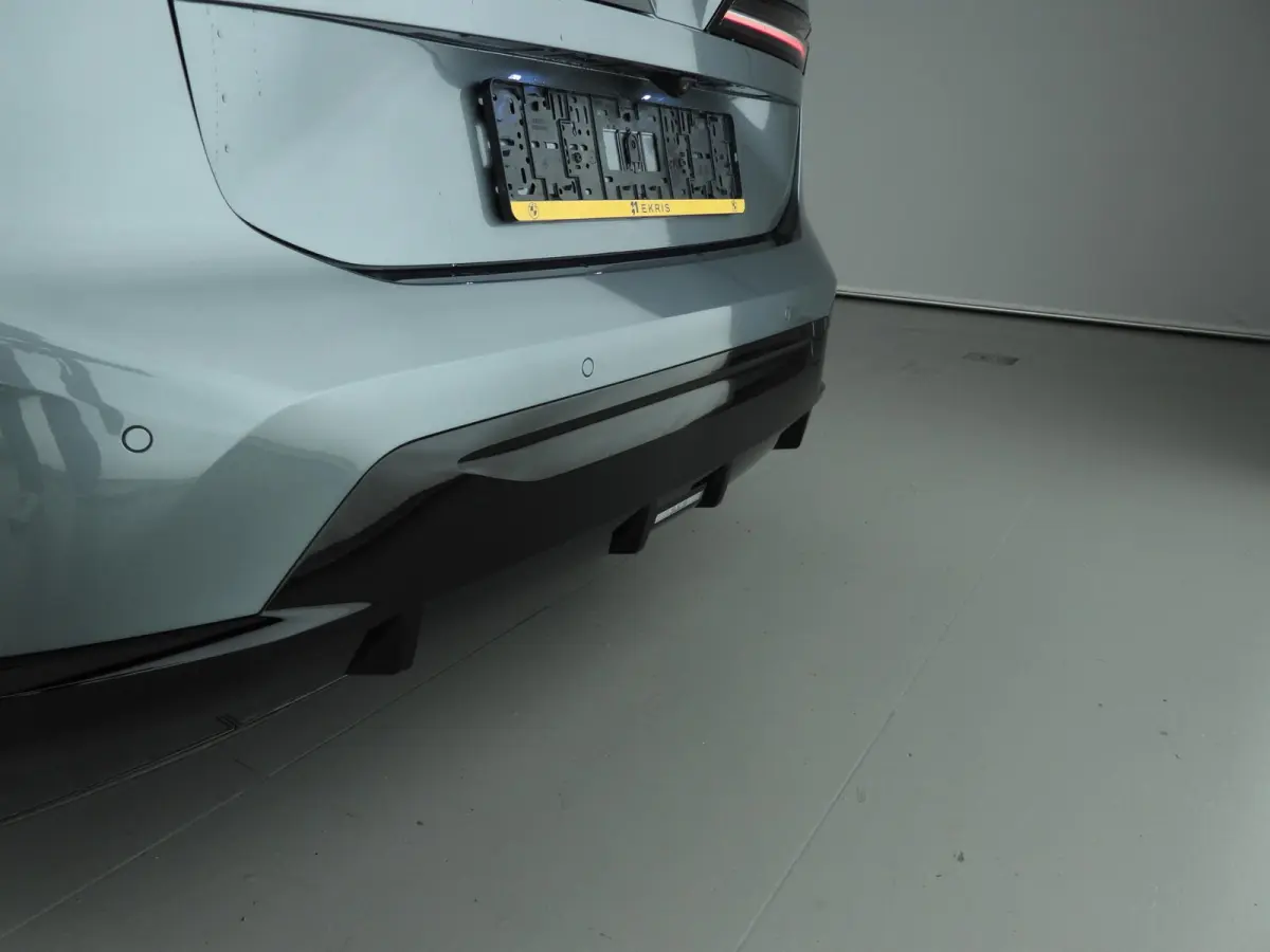 50 xDrive First Edition 113.4 kWh M Sportpakket | Panoramadak | Driving Assistant Plus | Parking Assistant Plus | Innovation Pack