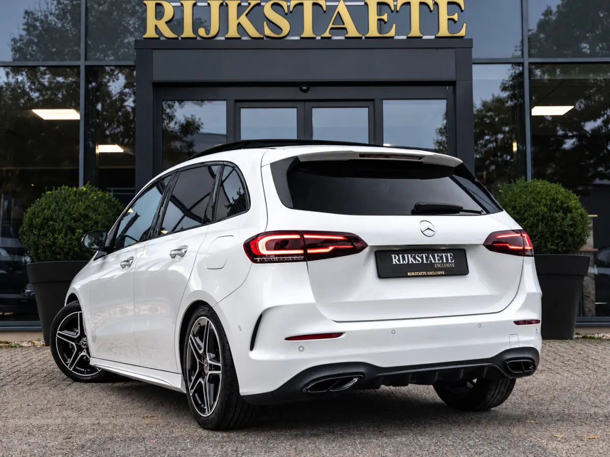 180 AMG Line|PANO|CC|SFEER|MEMORY|APP|CAM