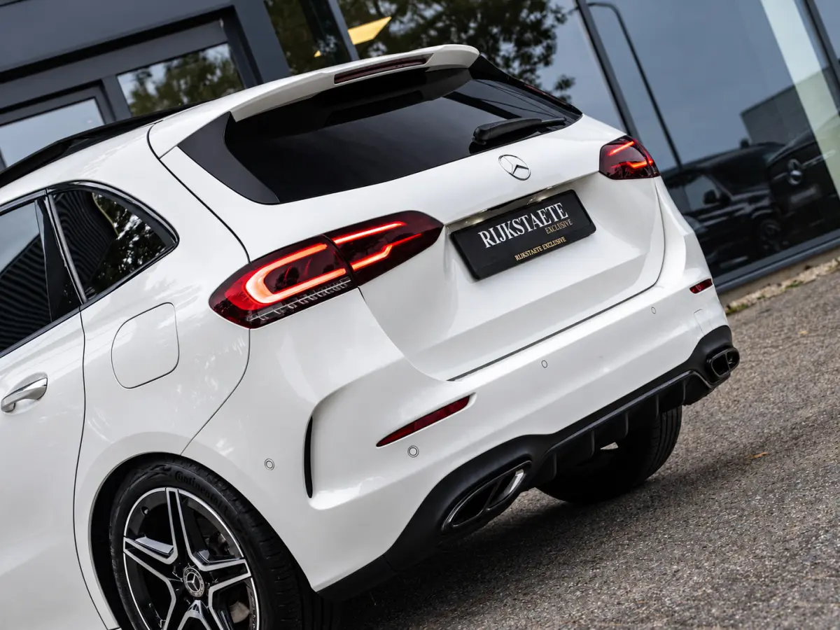 180 AMG Line|PANO|CC|SFEER|MEMORY|APP|CAM