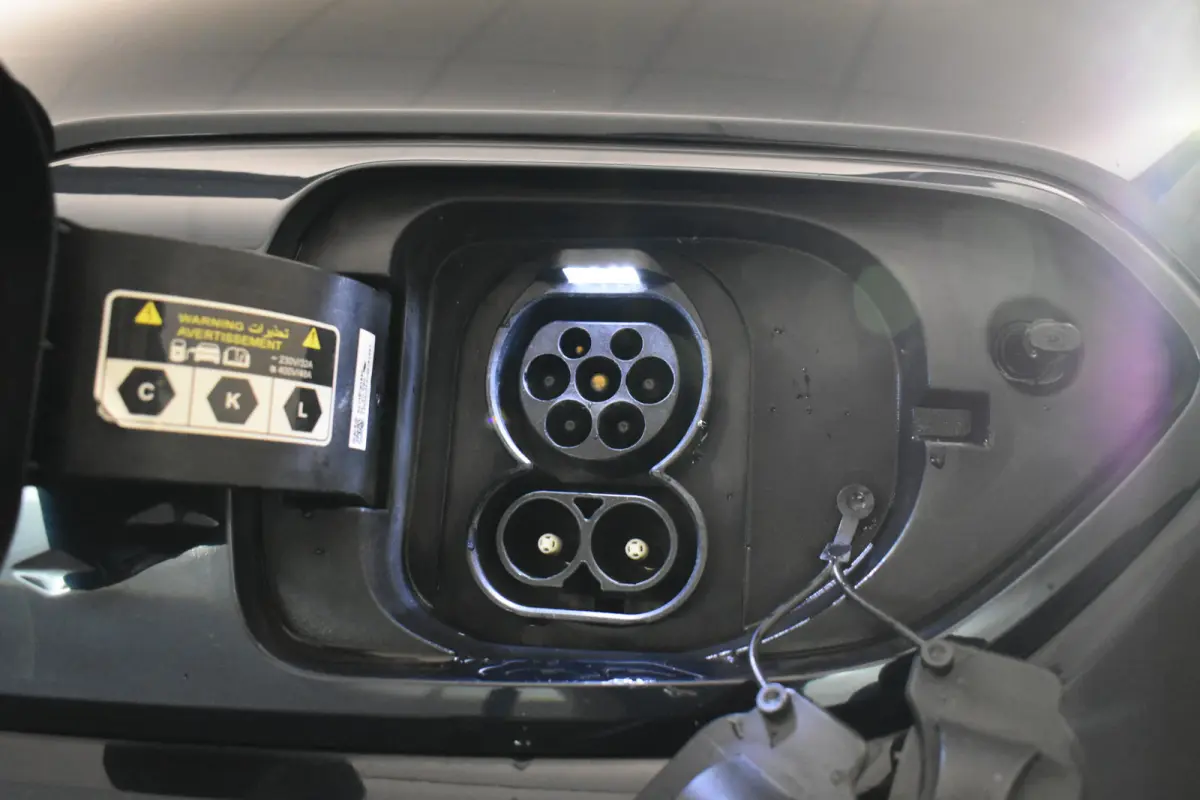 ExecutiveLine 64 kWh Cam Pano Warmtepomp El Stoelen Vol Leder JBl Dhoek Stoel Ver