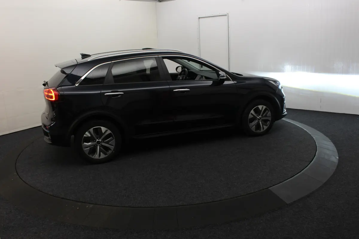 ExecutiveLine 64 kWh Cam Pano Warmtepomp El Stoelen Vol Leder JBl Dhoek Stoel Ver