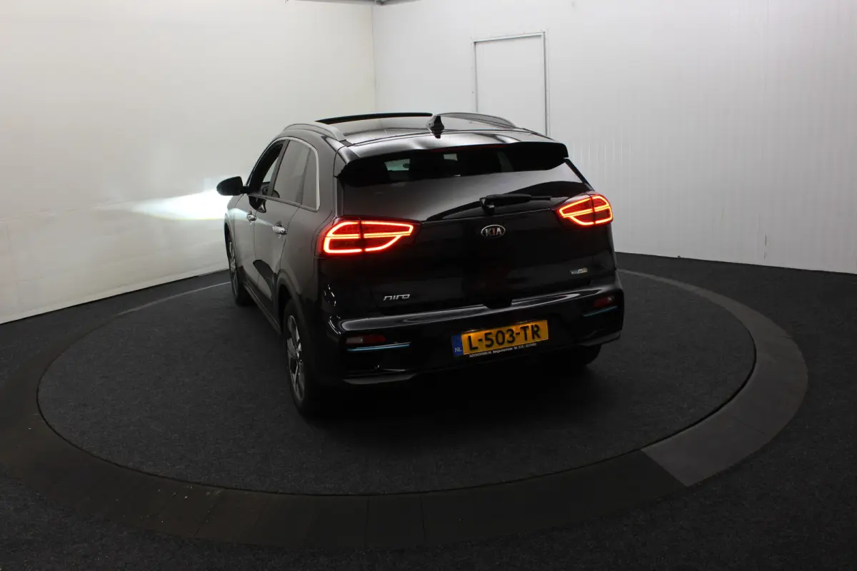 ExecutiveLine 64 kWh Cam Pano Warmtepomp El Stoelen Vol Leder JBl Dhoek Stoel Ver