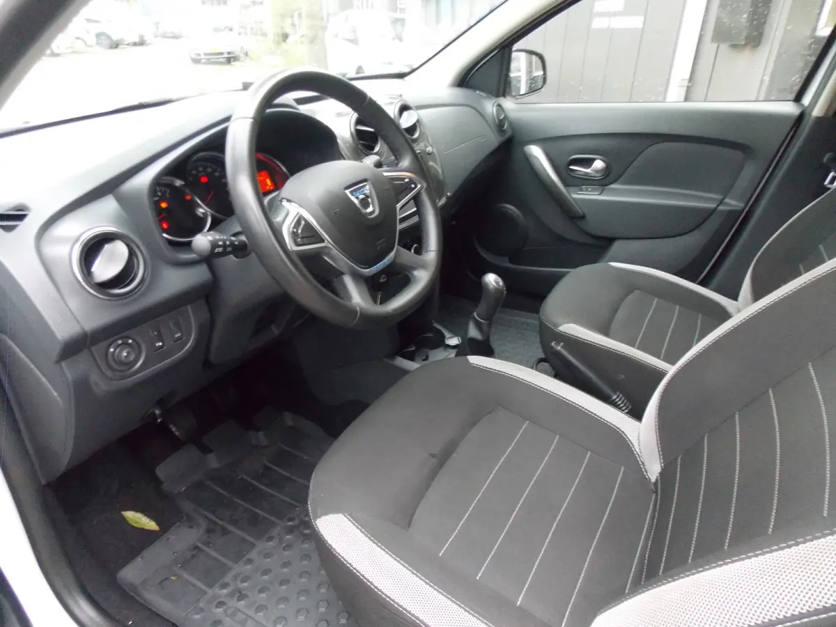 0.9 TCe Tech Road Airco Elek Pakket 5Deurs 2019bj GARANTIE