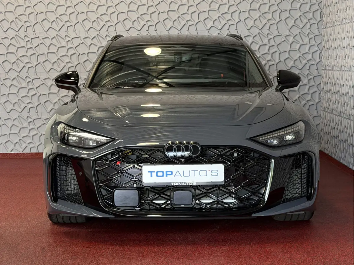 RS5 Keramisch | Audi Sportpakket | Smart.Glass | Tech-Pro | HeadUp | Sportuitlaat | Panorama | B&O 3D | RS Sportstoelen Plus |
