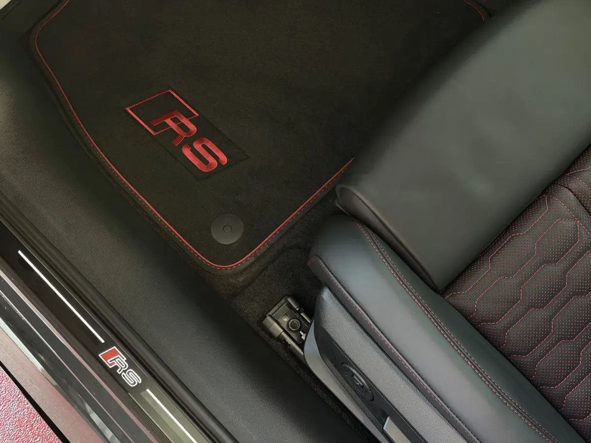 RS5 Keramisch | Audi Sportpakket | Smart.Glass | Tech-Pro | HeadUp | Sportuitlaat | Panorama | B&O 3D | RS Sportstoelen Plus |