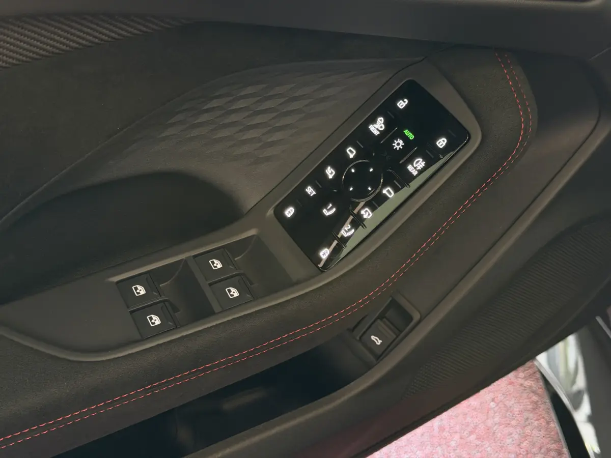 RS5 Keramisch | Audi Sportpakket | Smart.Glass | Tech-Pro | HeadUp | Sportuitlaat | Panorama | B&O 3D | RS Sportstoelen Plus |