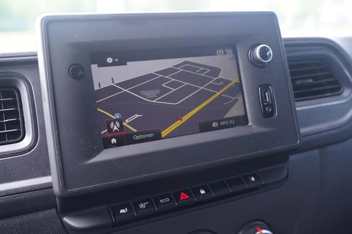 2.3 dCi 165 pk Bakwagen+Laadklep Apple Carplay Navi, Camera, Dakspoiler, Cruise Control, 3-Zits