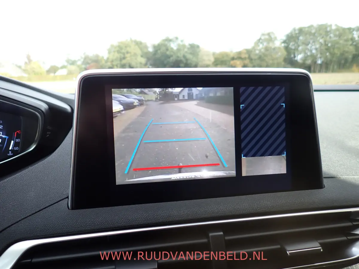 1.2 PureTech !! RIEM VERVANGEN !! TREKHAAK / PDC + CAMERA / CRUISE / CARPLAY