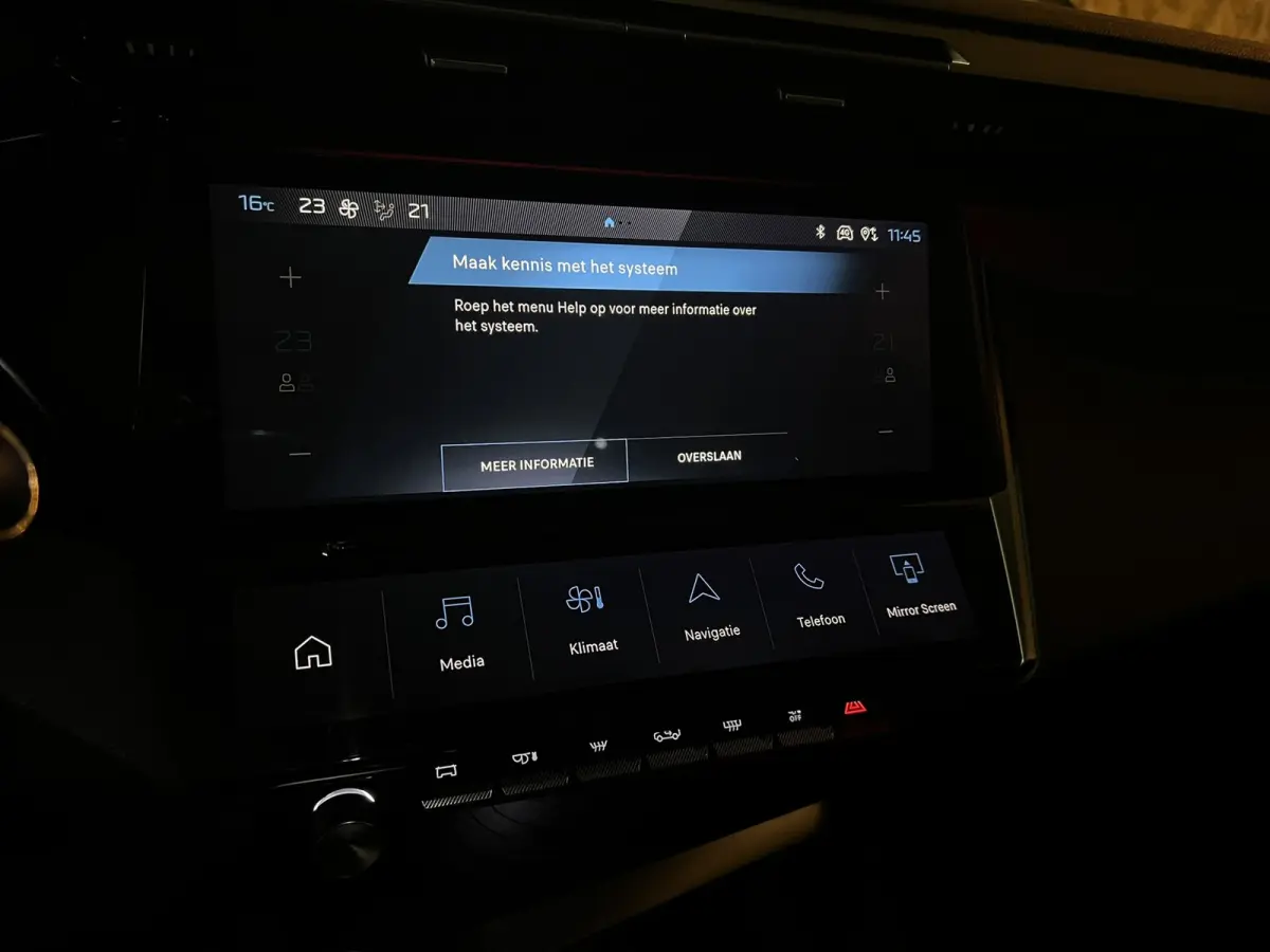 1.2 PureTech Allure Pack Garantie |ACC|Keyless|Virtual|Camera|Ambient|Dodehoek|LED|Carplay|Draadloosladen|Rijklaar