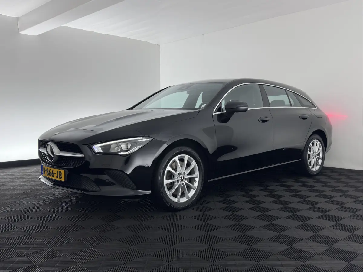 250 e Business Line (Plug-in) (INCL.BTW) Aut. *LEATHER-FABRIC | FULL-LED | HEATED-COMFORTSEATS | DIGI-COCKPIT | DAB+ | NAVI-FULLMAP | CAMERA | SHIFTPADDLES | 17''ALU | TOWBAR*