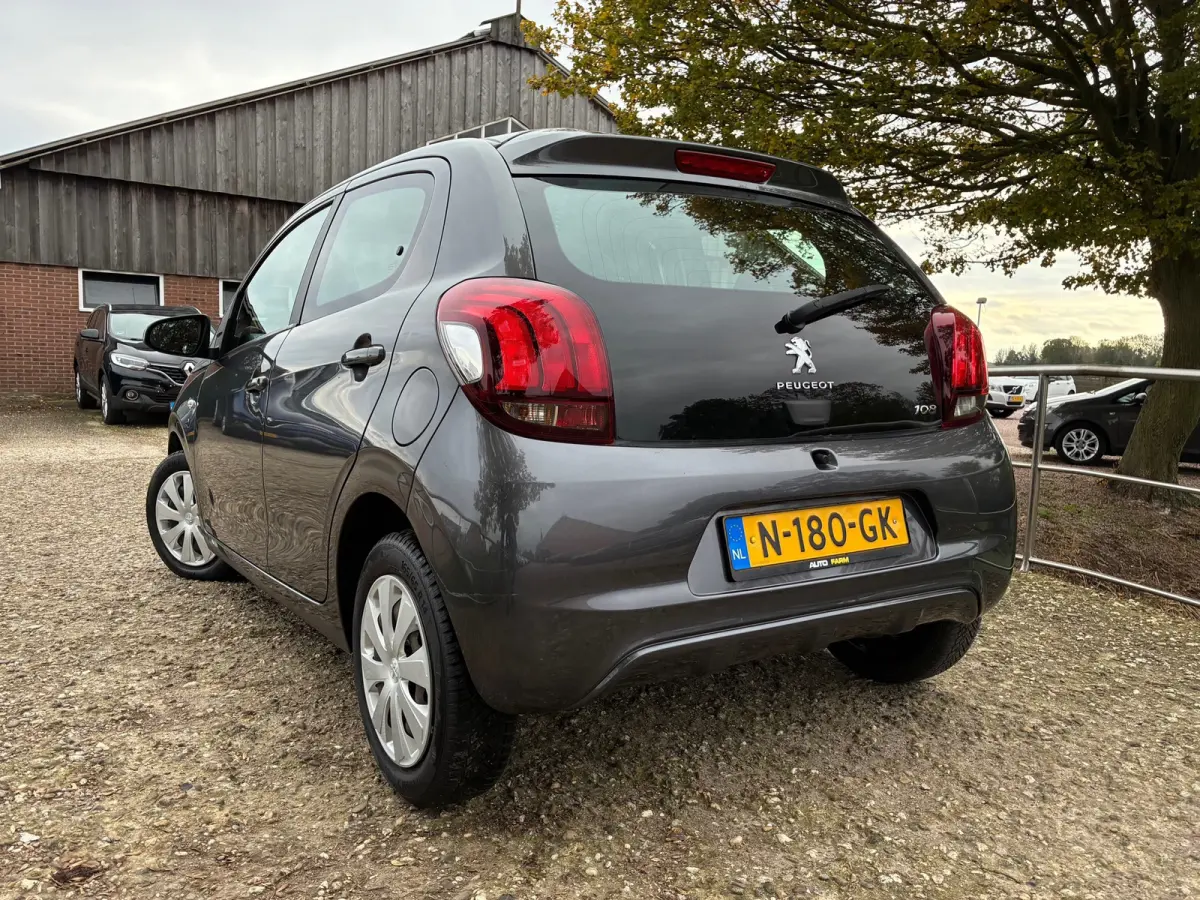 1.0 e-VTi Active |'' 71.000 KM '' + Airco + 5-Drs nu € 7.975,-!!!