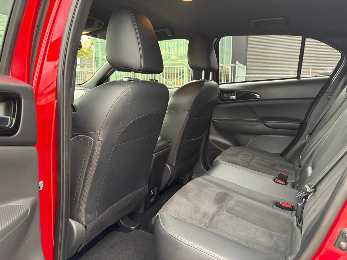 2.4 PHEV Intense+ | Trekhaak 1500 kg | Achteruitrijcamera | Navigatiesysteem | Parkeersensor voor