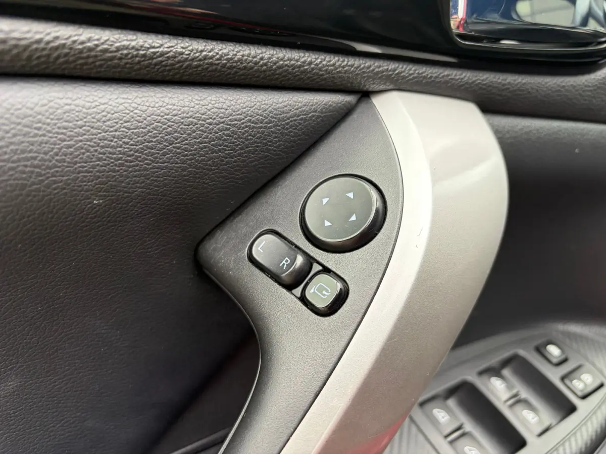 2.4 PHEV Intense+ | Trekhaak 1500 kg | Achteruitrijcamera | Navigatiesysteem | Parkeersensor voor