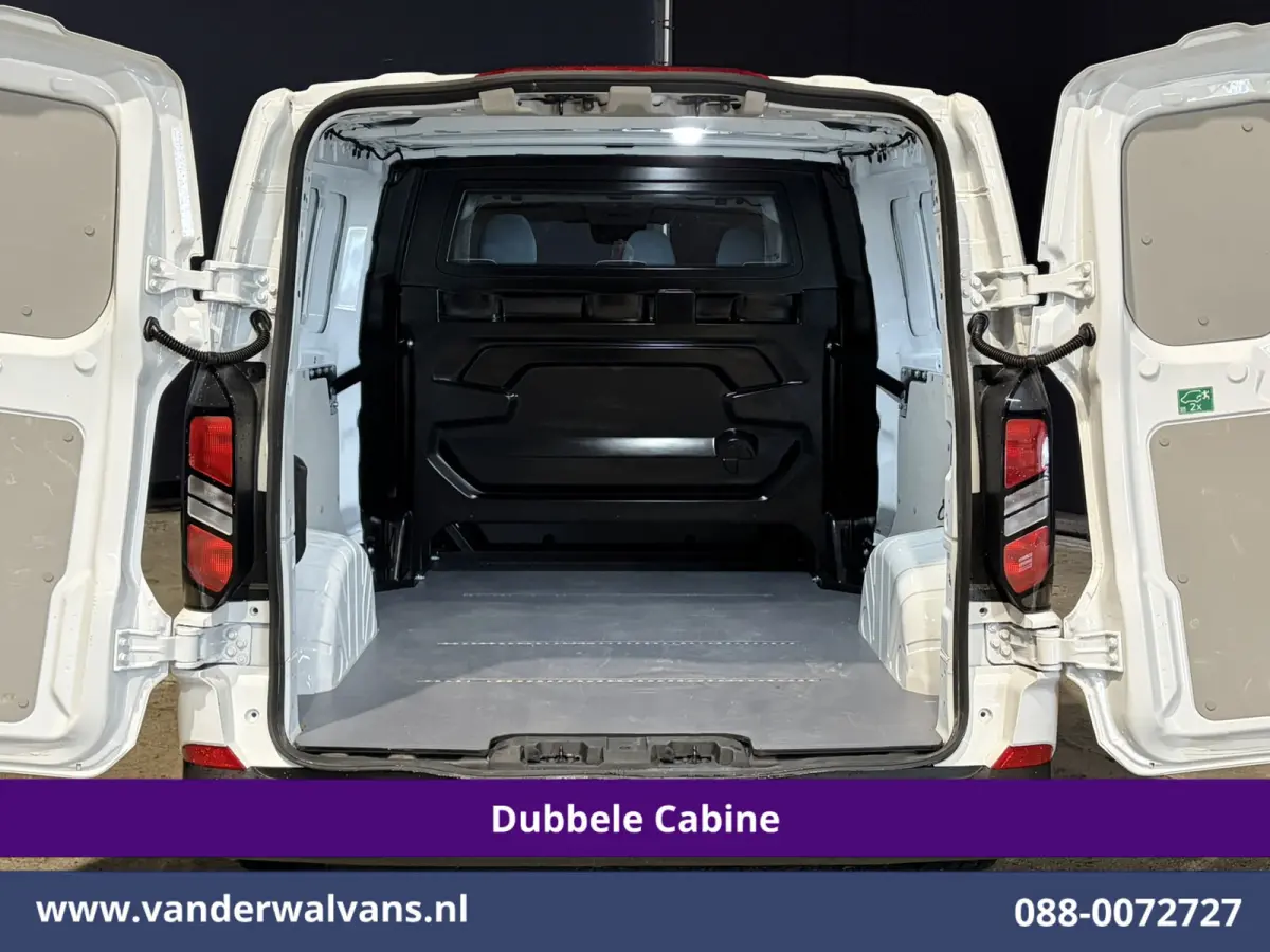 2.0 TDCI L2H1 Euro6 Airco | 6-Zits | Camera | Navigatie | LED | Apple Carplay | Cruisecontrol Android Auto, Verwarmde voorruit, Stoelverwarming, Parkeersensoren, Bijrijdersbank