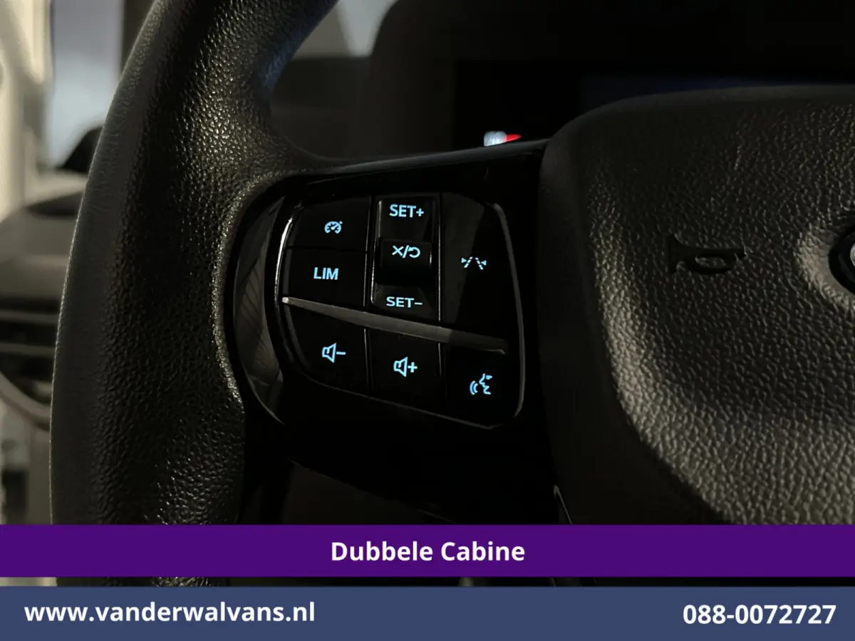 2.0 TDCI L2H1 Euro6 Airco | 6-Zits | Camera | Navigatie | LED | Apple Carplay | Cruisecontrol Android Auto, Verwarmde voorruit, Stoelverwarming, Parkeersensoren, Bijrijdersbank